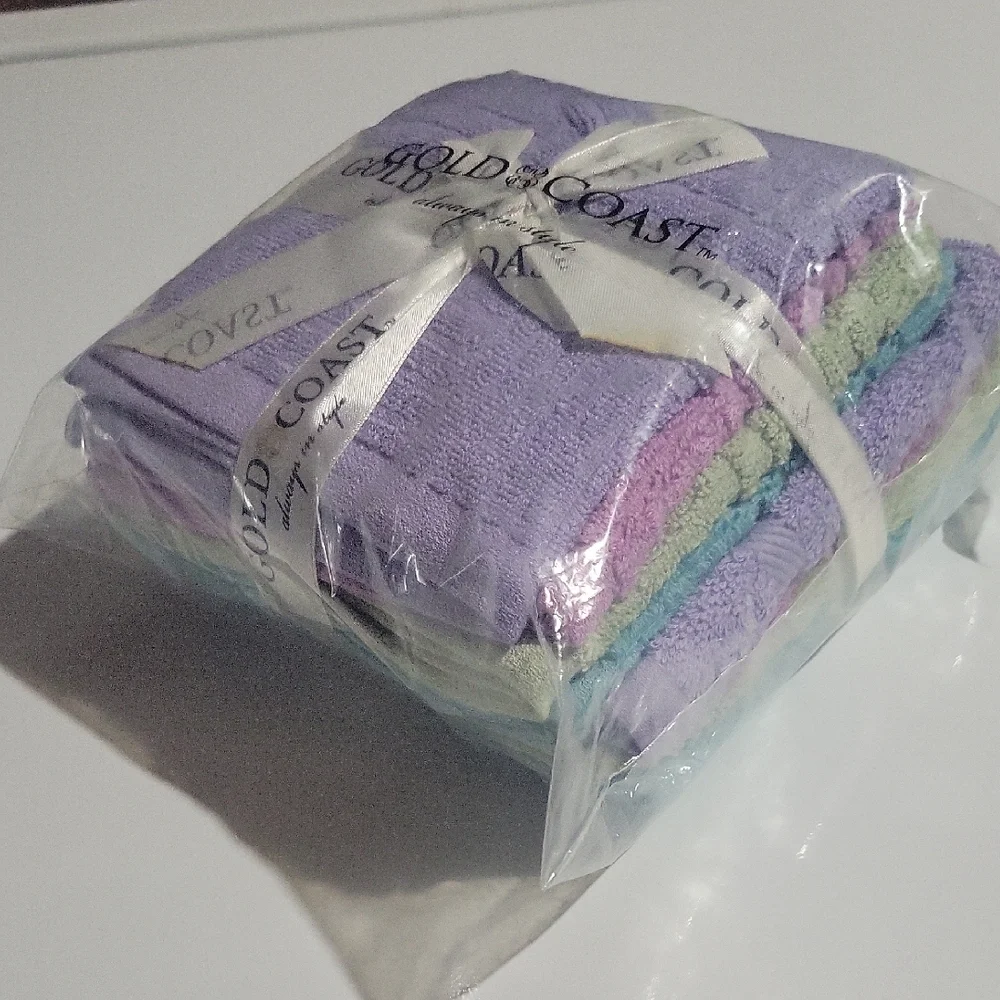 Gold Coast Multicolored Towel Set
